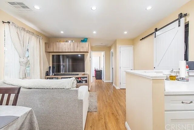 Living room from entrance - 8160 Jamieson Ave