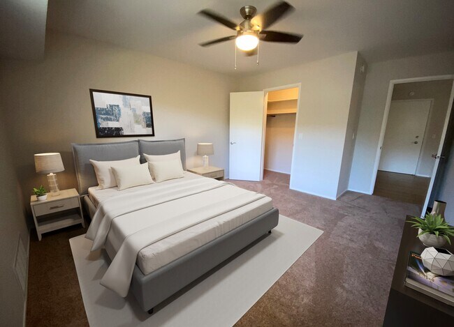 1HAB (775 ft²) - Castlemont Arms Apartments