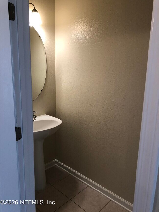 Building Photo - 7126 Stonelion Cir