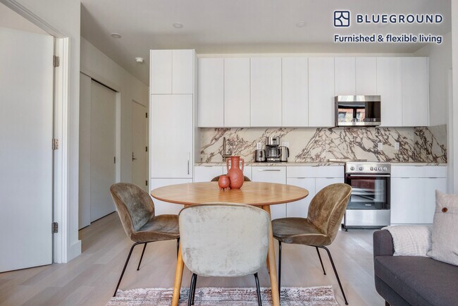 Foto del edificio - 300 W 21st St