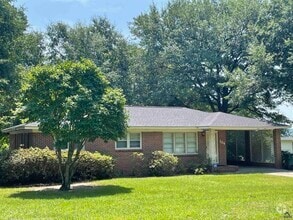 Building Photo - 104 Oconee St
