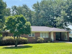 Building Photo - 104 Oconee St