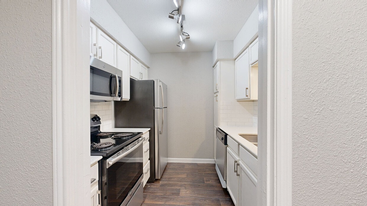 Photo - Weston Medical Center Apartments