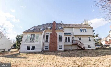 Building Photo - 14213 Floral Park Dr