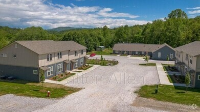 Building Photo - 21 Catawba Valley Ct