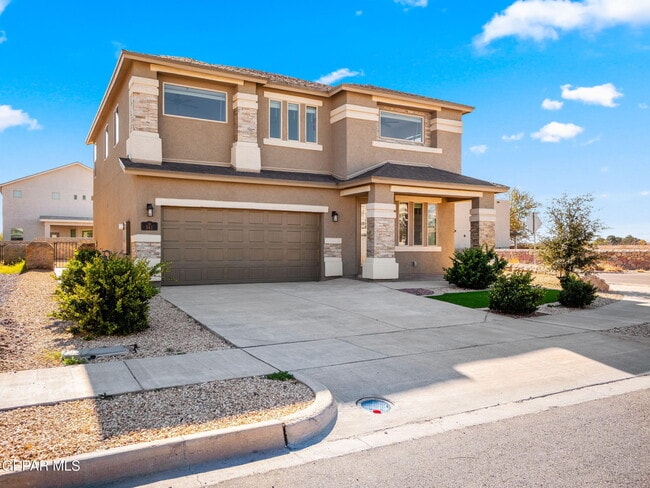 Foto del edificio - 561 Issa Circle