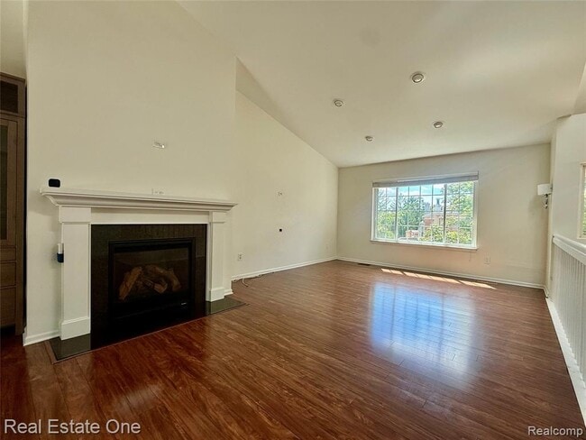 Building Photo - 3068 Bridlewood Dr