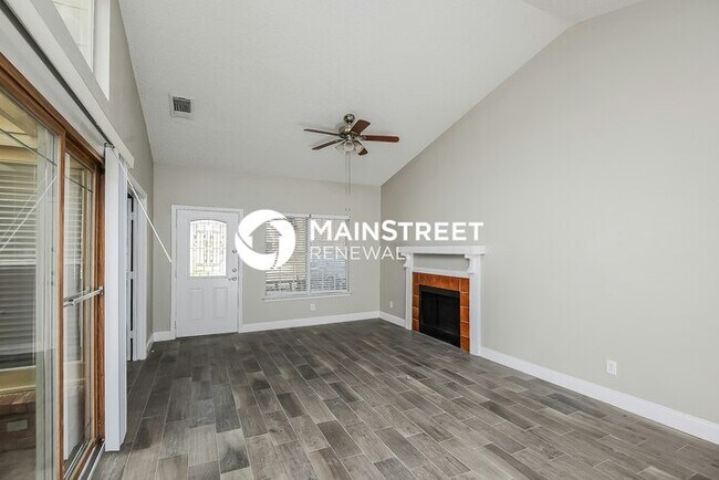 Foto del edificio - 3 Bedroom Pet-Friendly Home in Fort Worth, TX with Main Street Renewal