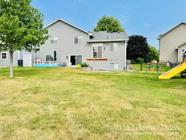 Building Photo - 2161 Elsberry Curv