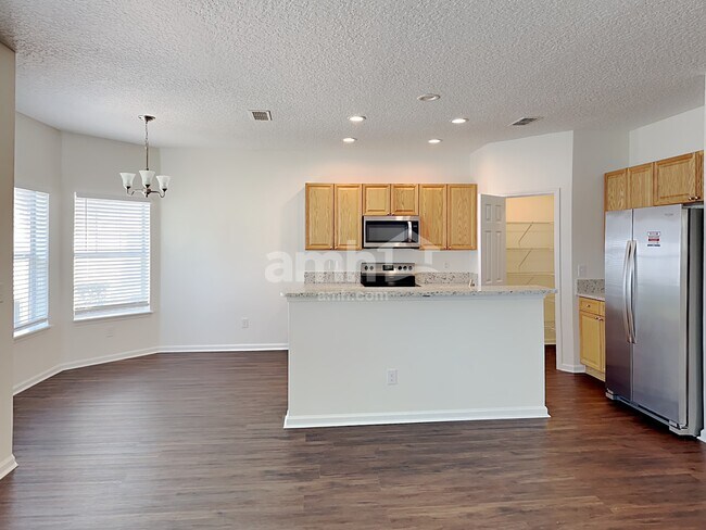 Foto del edificio - 6243 Pendragon Pl