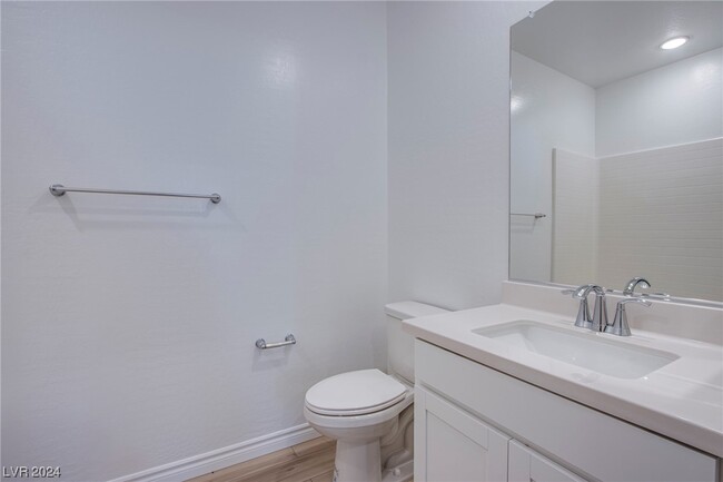 Foto del edificio - 2555 Hampton Rd