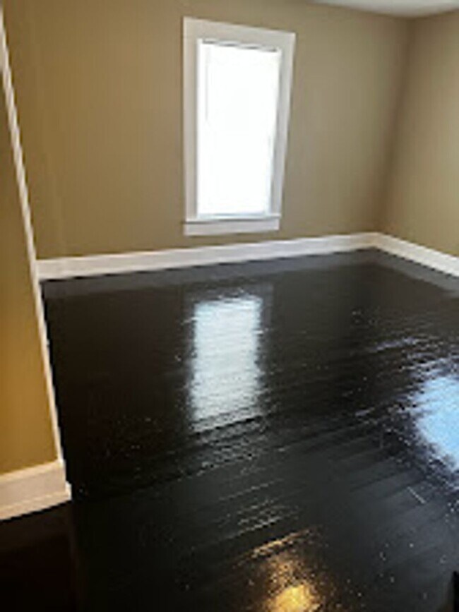 Foto del edificio - MOVE IN SPECIAL!! FIRST MONTH FREE!