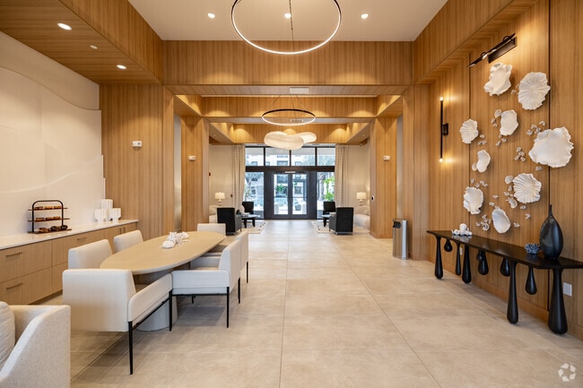 Lobby - Aspire Naples Apartments