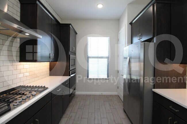 Foto del edificio - 4817 E St John Rd
