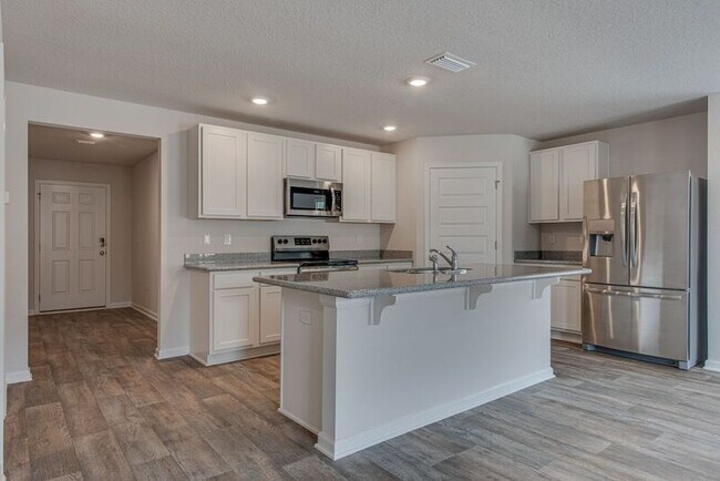 Foto del edificio - 5797 Guinevere Ln