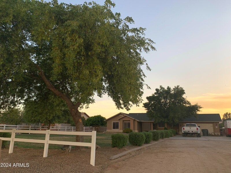 Foto principal - 7532 N Cotton Ln