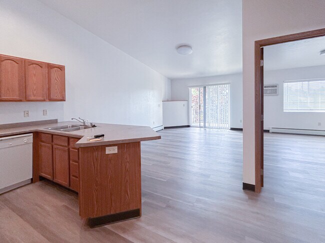 Building Photo - College Avenue Apartments