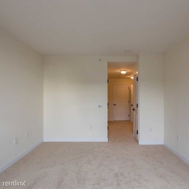 Building Photo - 2 br, 2.5 bath Apartment - 200 Alexander Way