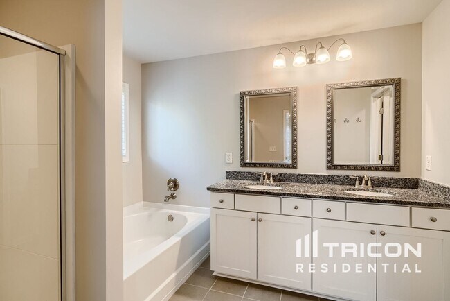 Foto del edificio - 6410 Country Lake Rd