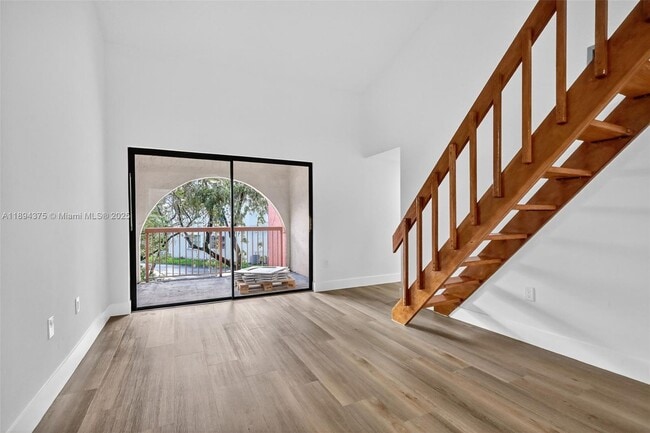 Foto del edificio - 10233 NW 9th St Cir