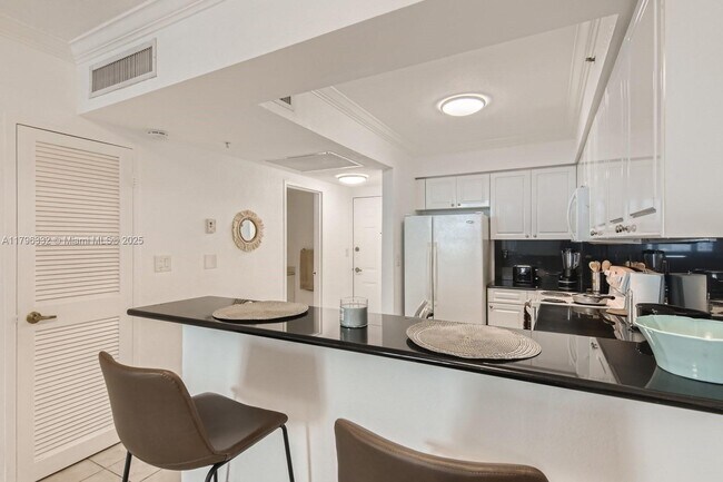 Foto del edificio - 2501 S Ocean Dr