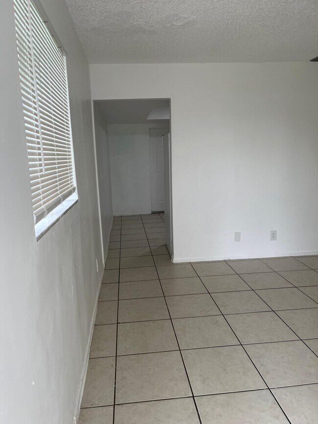 Building Photo - 4710 Myla Ln