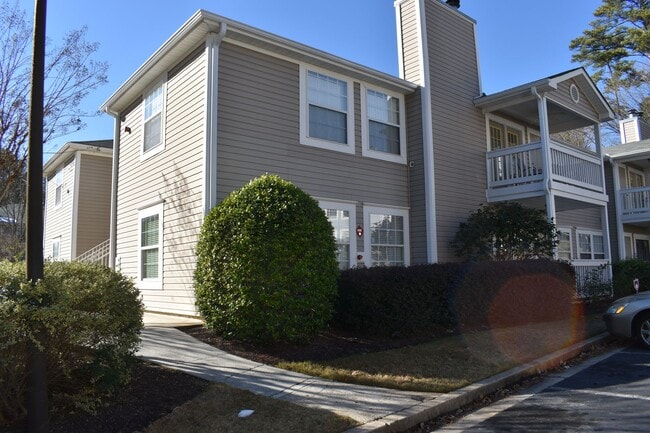 Brookhaven Condo For Lease - Brookhaven Condo For Lease