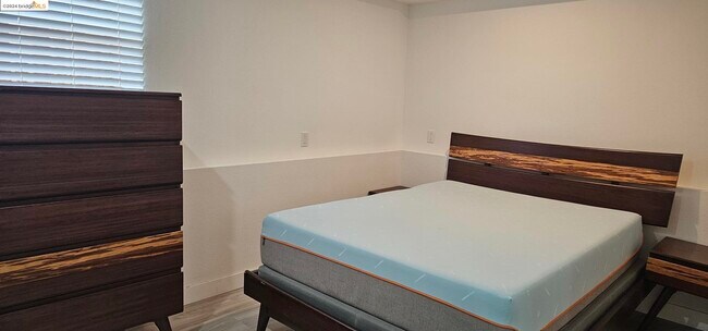 Building Photo - 2041 Pacific