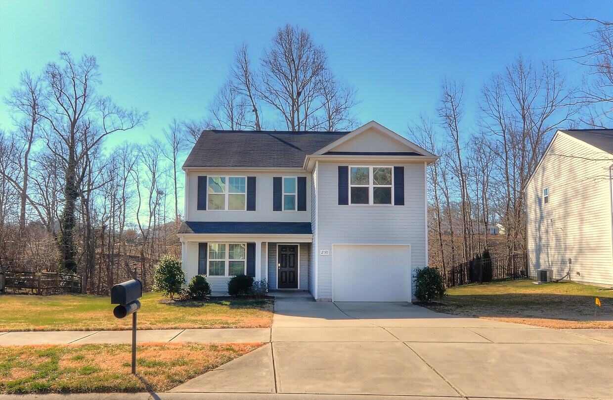 Photo - 2010 Turtle Point Rd (Charlotte, NC)