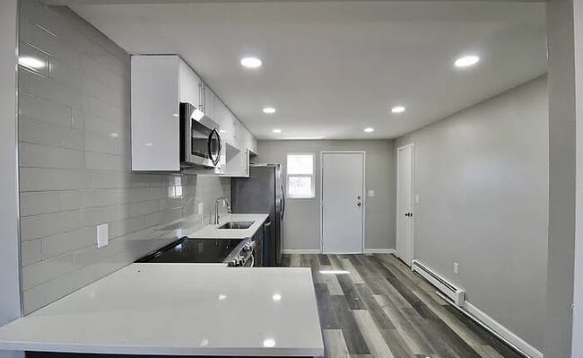 Foto del edificio - 18244 W 3rd Pl
