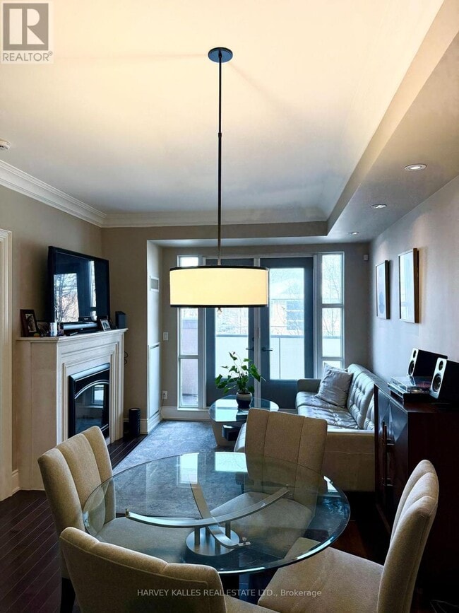 Building Photo - 1717 Avenue Rd