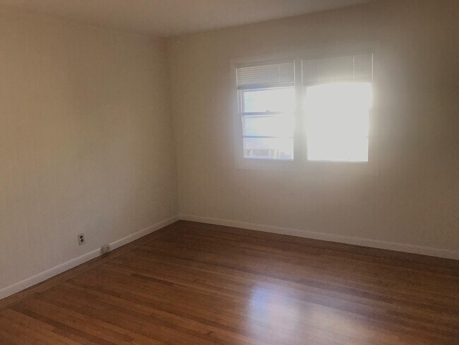 Foto del edificio - 939 Lincoln Ave