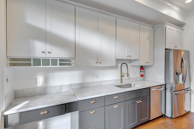 Foto del edificio - 126 Bryant St NW