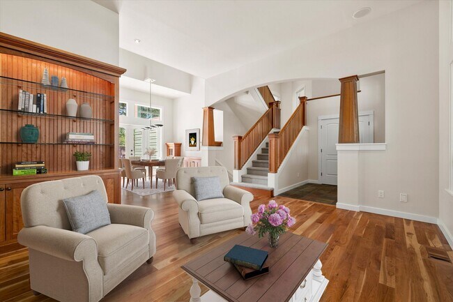 Foto del edificio - Large home in Awbrey Butte