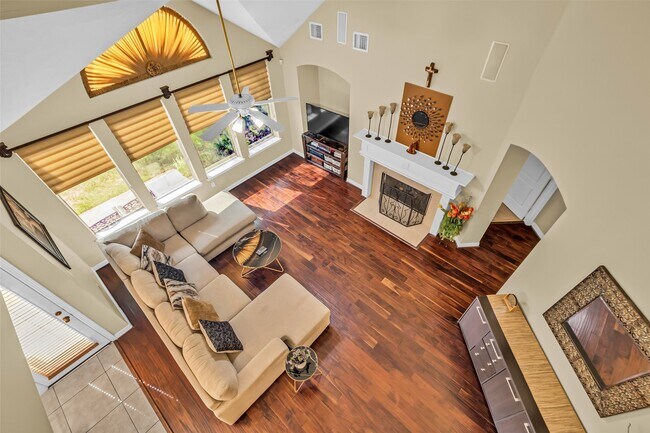 Foto del edificio - 13703 Layton Hills Dr