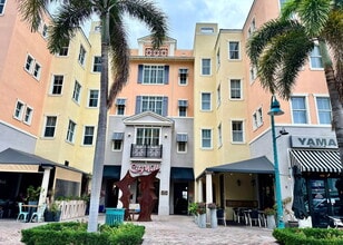 Building Photo - 200 NE 2nd Ave