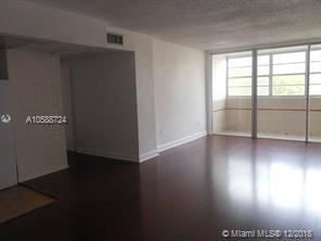 Foto del edificio - 840 NW 87th Ave