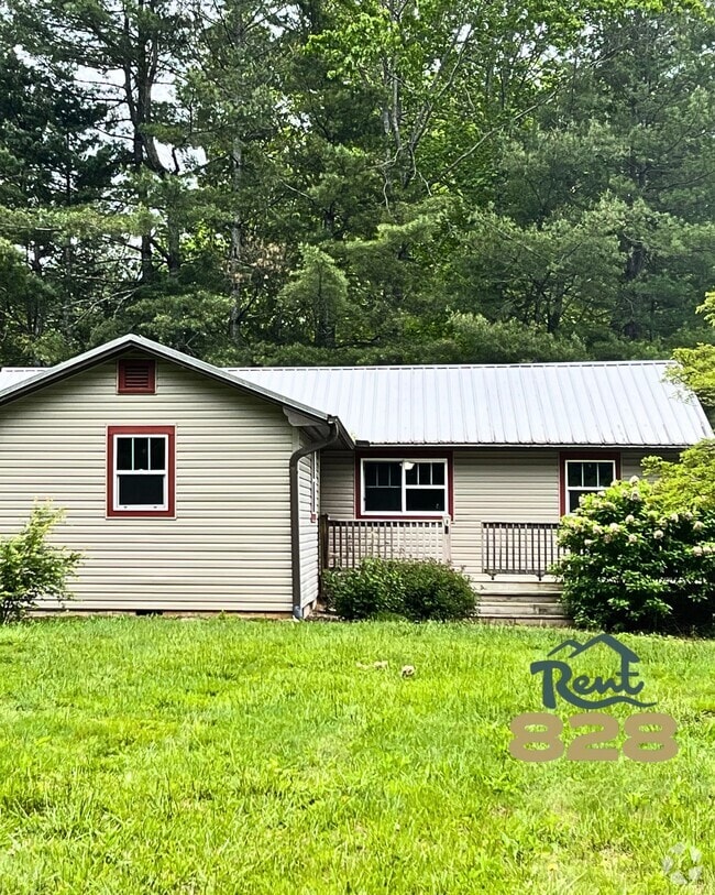 Building Photo - 726 Brookside Camp Rd