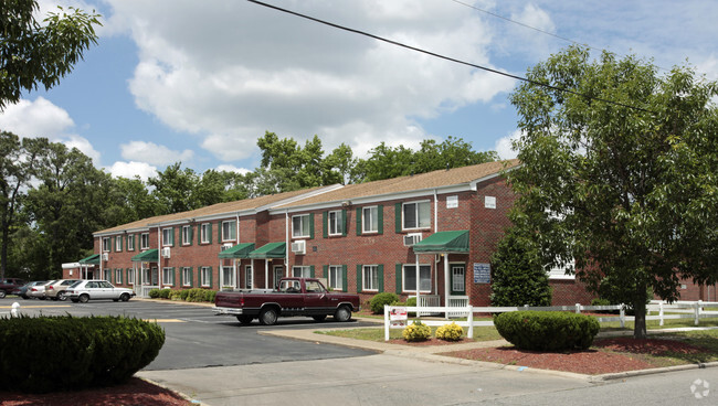 Foto principal - 710-722 E 29th St