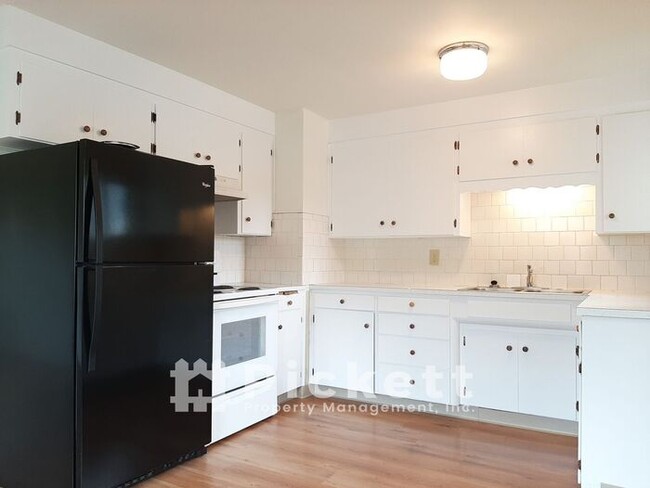 Foto del edificio - 3 Room House in Bremerton