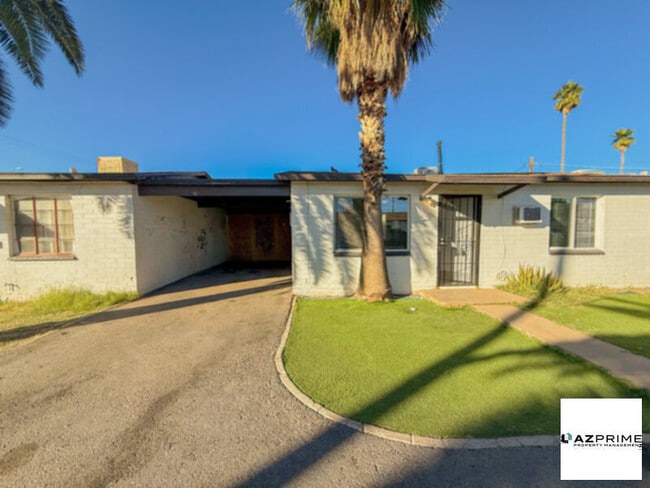 Building Photo - 1/1 Tucson Casita - Private, Peaceful &amp...