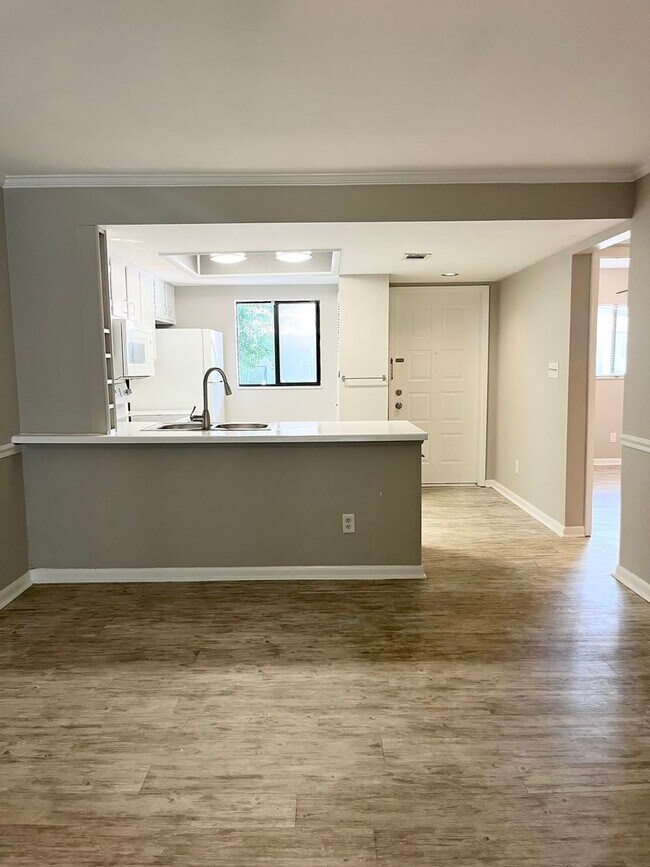 Foto del edificio - Two Bed, Two Bath Condo at Windsor Crossing