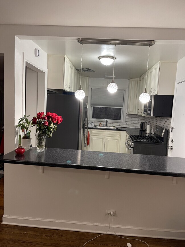 Foto del edificio - 5323 N Rockwell St