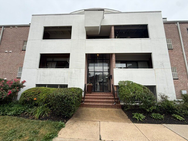 Foto del edificio - 4358 Cherry Hill Rd
