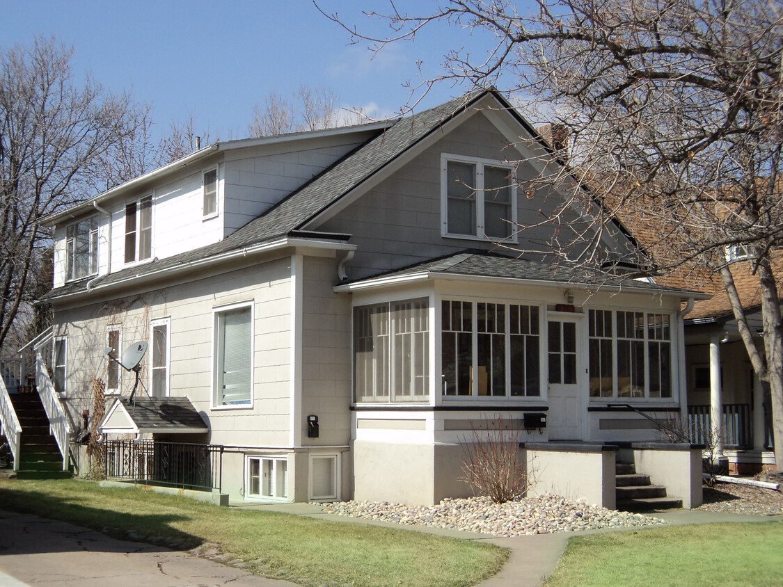 Primary Photo - 327 S Sherwood St