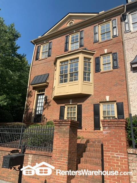 Foto del edificio - 4401 Wilkerson Manor Dr
