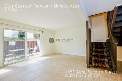 Foto del edificio - 4454 Anne Sladon St
