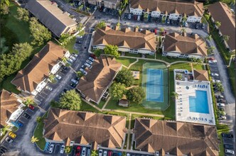 Building Photo - 8831 Grand Palms Cir