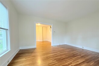 Building Photo - 238 B Glenwood Ave