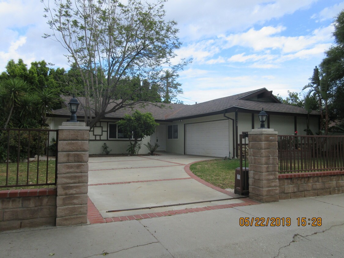 10460 Eton Ave, Chatsworth, CA 91311 House Rental in Chatsworth, CA